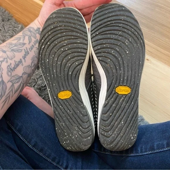 Merrell Black Knit Gridway Mid Shoes Women’s 9.5 - Picture 8 of 8